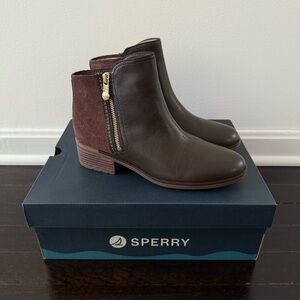 Sperry Seaport Water-Resistant Low Leather Booties